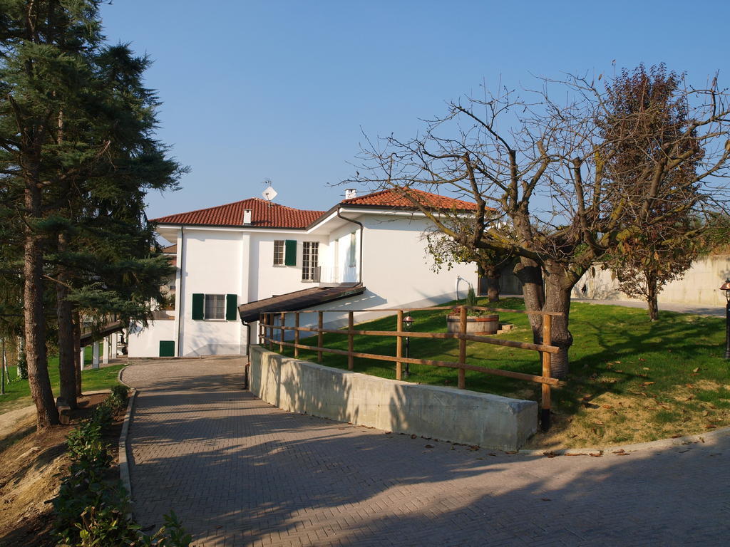 Willa Agriturismo Sette Colli Ferrere Zewnętrze zdjęcie